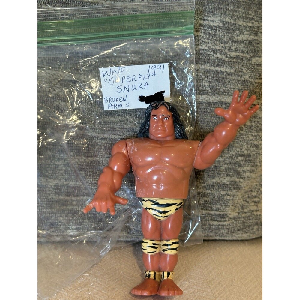 Superfly Jimmy Snuka Complete WWF WWE Wrestling 1991 Hasbro Titan Sports Figure